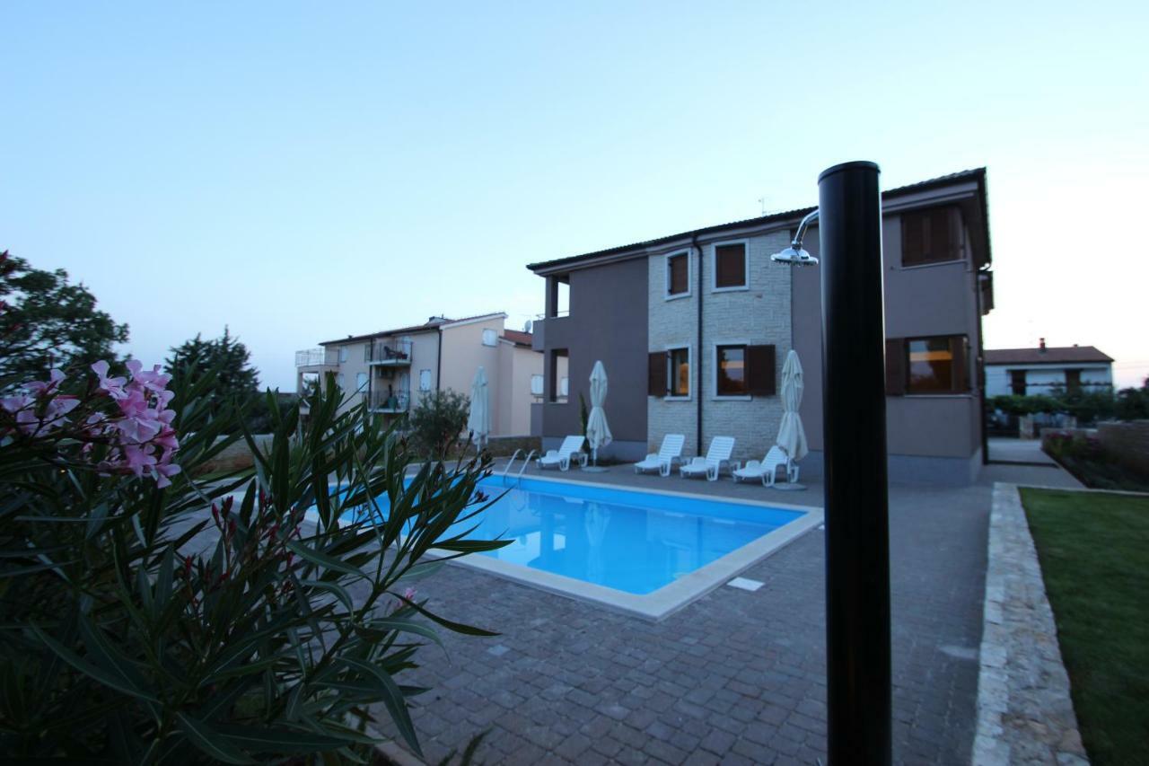 Villa Dora Vabriga Tar-Vabriga Exterior photo