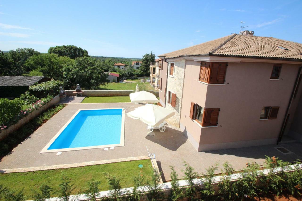 Villa Dora Vabriga Tar-Vabriga Exterior photo